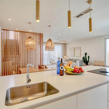 Linos Heated Pool - 2 Min Walk