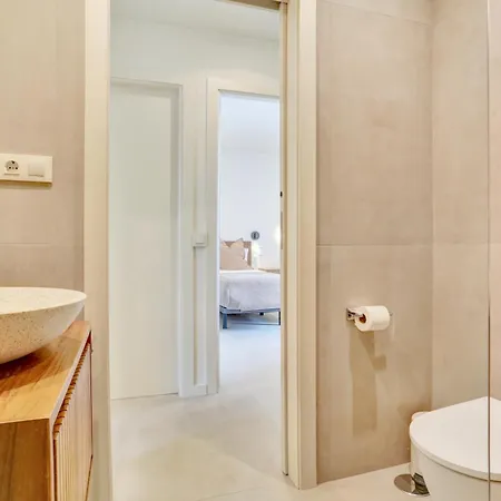 Villa Linos Heated Pool - 2 Min Walk *